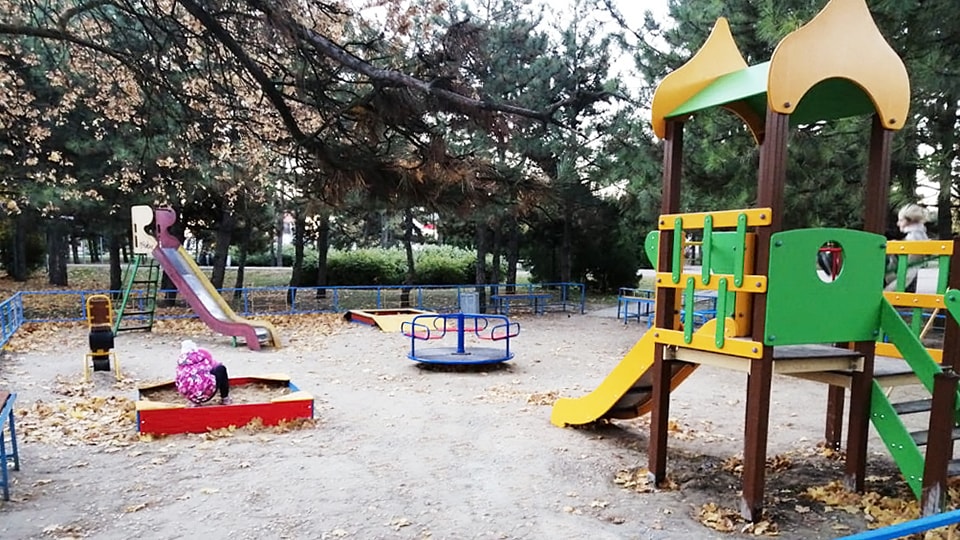 Разработка проектов и установка детских площадок в Таганроге
