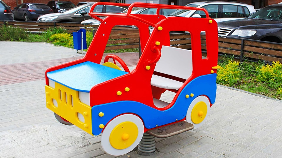 Доставка и установка машинок для детских площадок в Таганроге